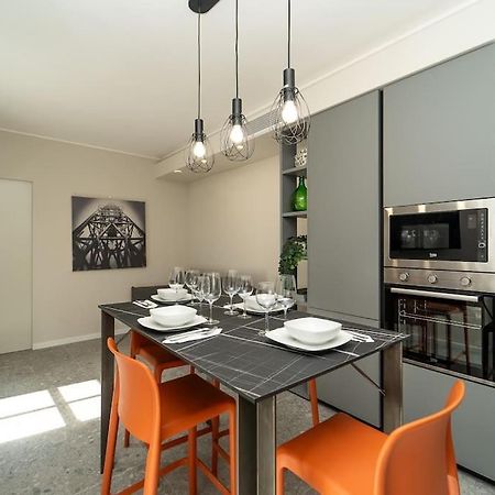 Apt 2 Min From The Cathedral With Private Parking 코모 외부 사진