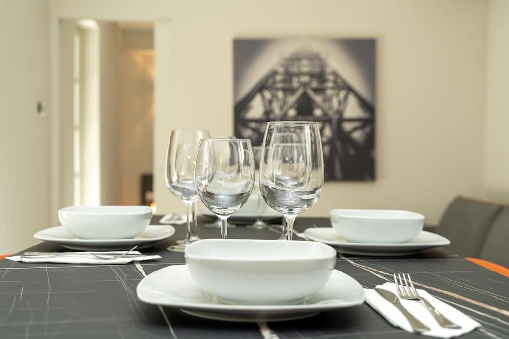 Apt 2 Min From The Cathedral With Private Parking 코모 외부 사진